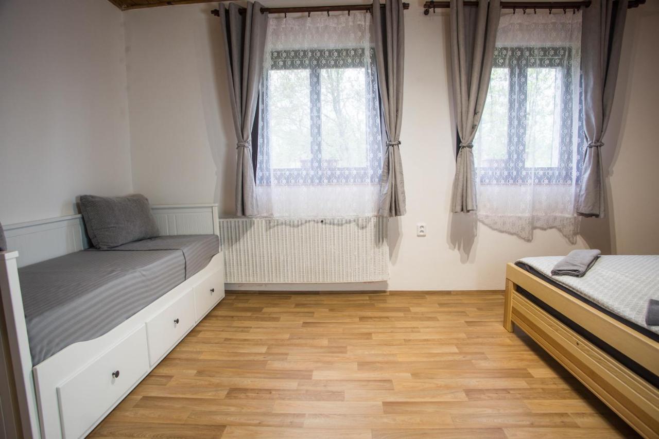Apartmány Ve Mlejně Čachrov Kültér fotó